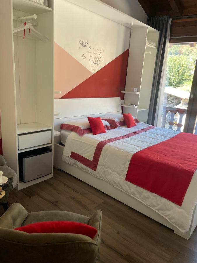 La Terrazza Sulle Vigne B&B Corte Franca Eksteriør billede