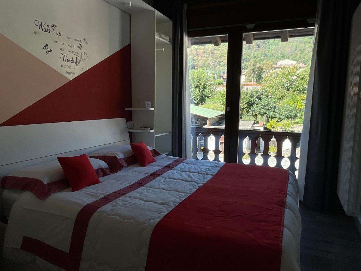La Terrazza Sulle Vigne B&B Corte Franca Eksteriør billede