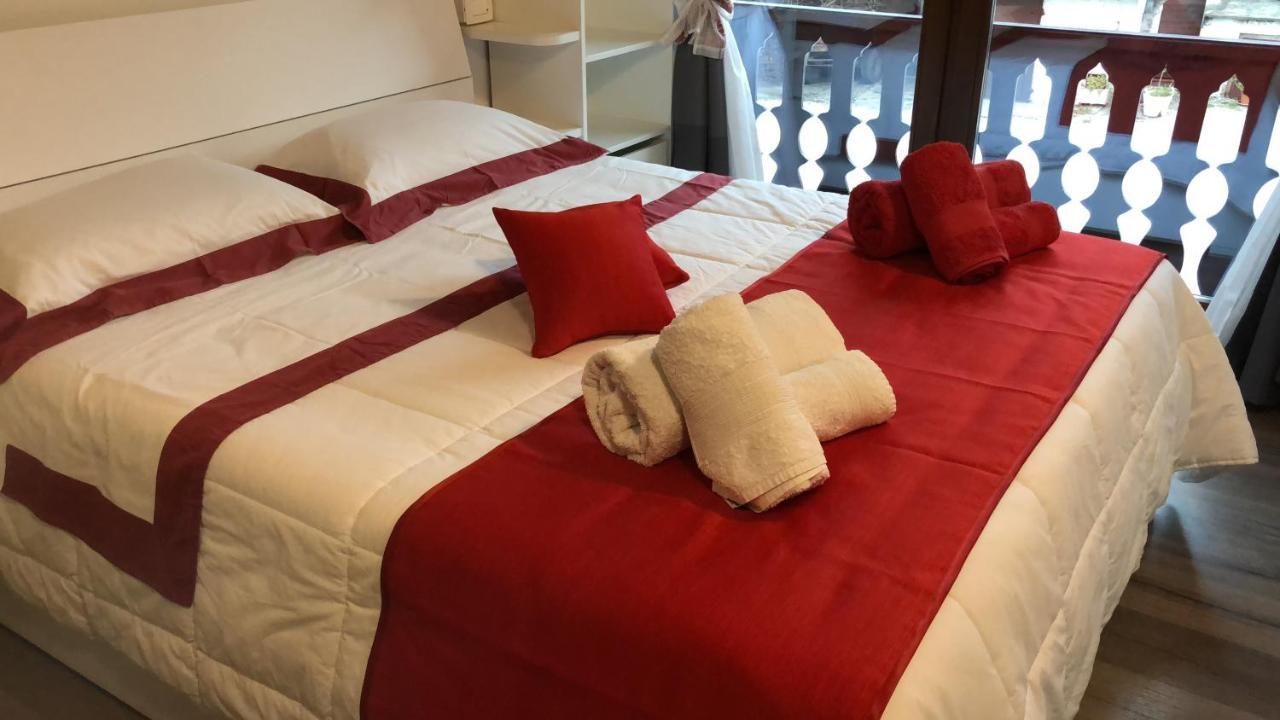 La Terrazza Sulle Vigne B&B Corte Franca Eksteriør billede